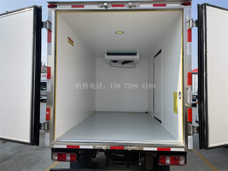 小型2米7长安星卡C系冷藏车价格