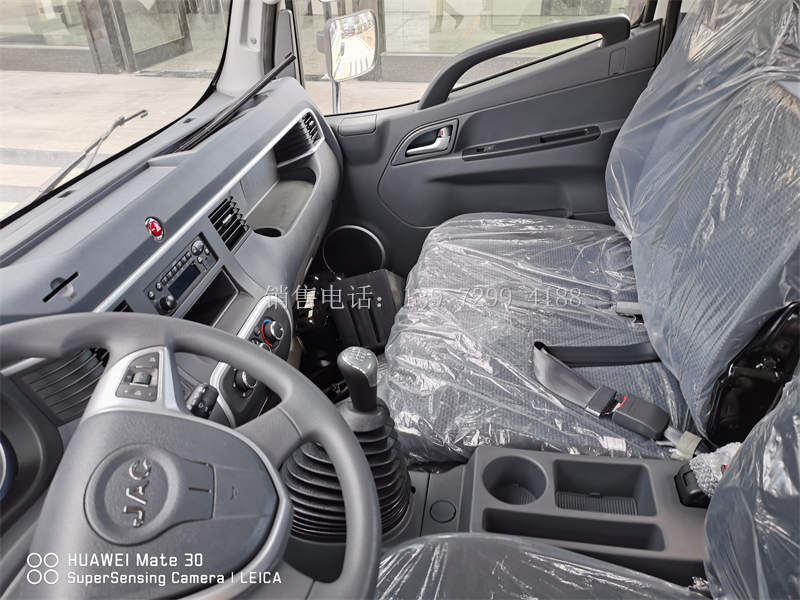 4米2江淮JAC帅铃E国六160马力冷藏车价格