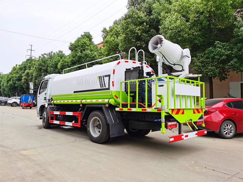 9.8方东风福瑞卡F7雾炮喷雾洒水车价格