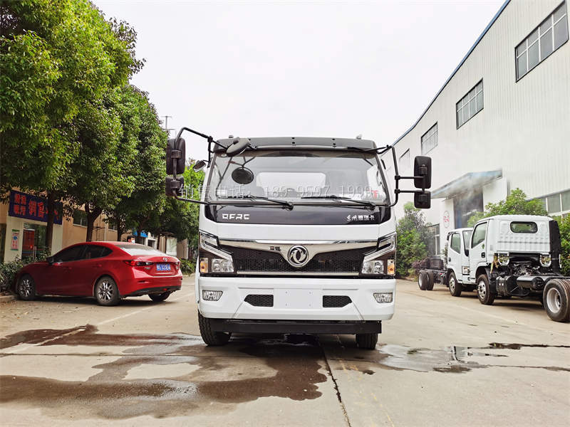 9.8方东风福瑞卡F7雾炮喷雾洒水车价格