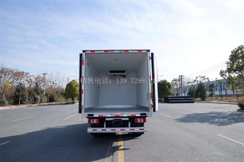 蓝牌4米2江淮帅铃E中体冰博士冷藏运输车价格