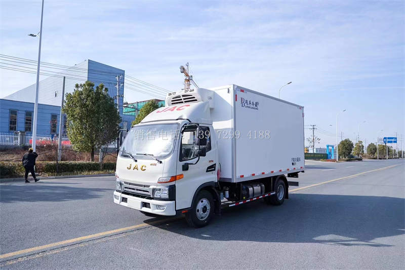 蓝牌4米2江淮帅铃E中体冰博士冷藏运输车价格