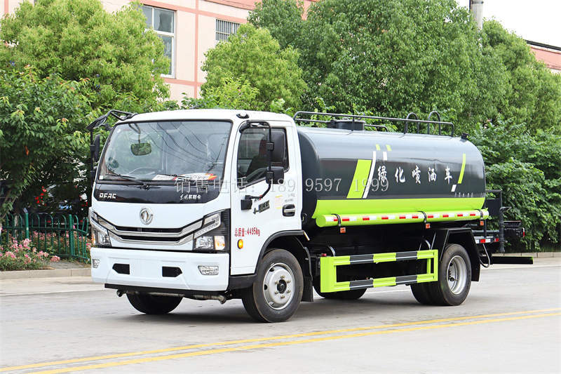 9.3方东风大多利卡D7绿化喷洒水车价格
