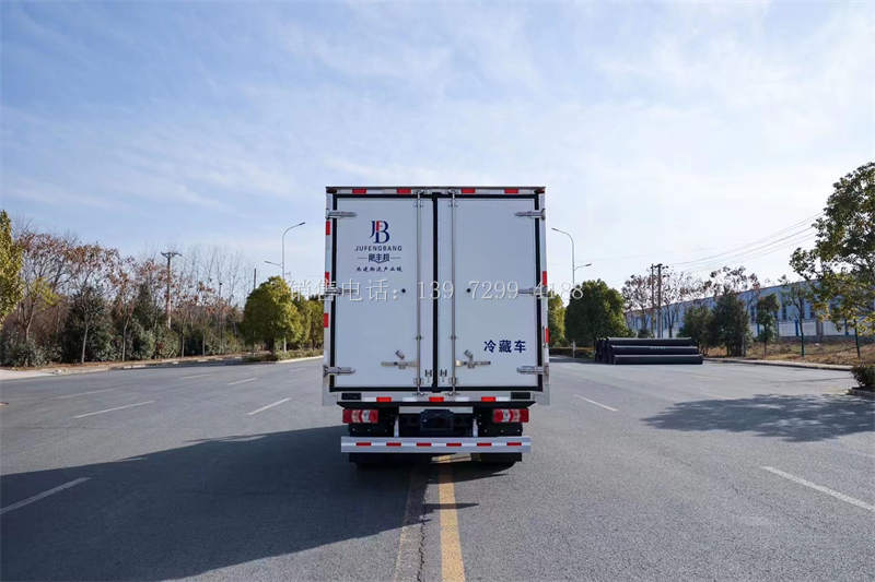 蓝牌4米2江淮帅铃E中体冰博士冷藏运输车价格