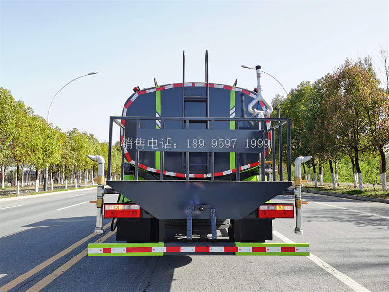 12方东风大多利卡D9环卫绿化洒水车价格