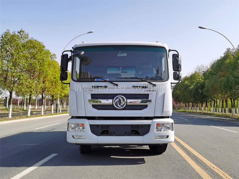 12方东风大多利卡D9环卫绿化洒水车价格