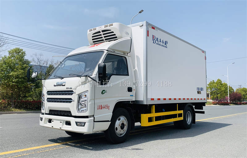 4米2江铃顺达厢式冷藏货车厂家报价