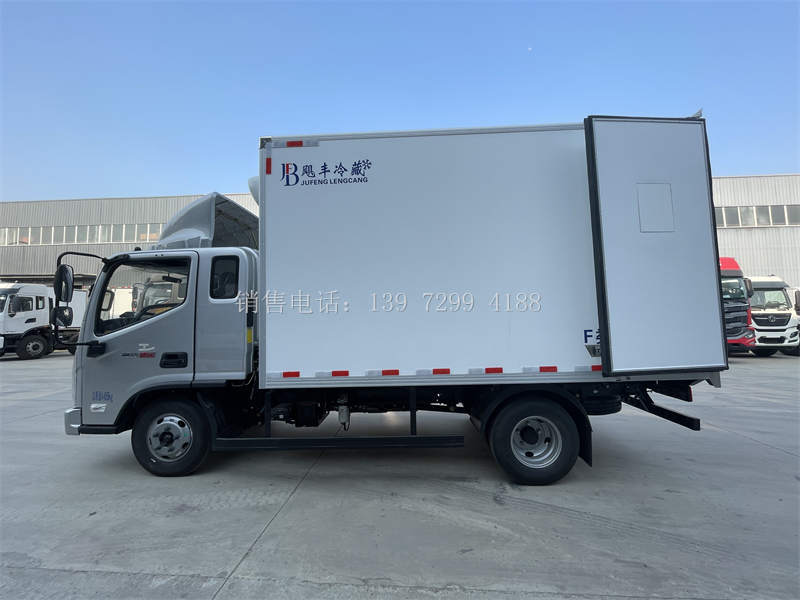 飓丰3.7米福田奥铃速运一排半冷藏车报价