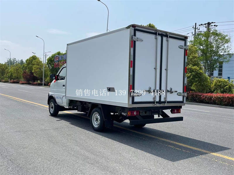 3米长安神骐T20后单轮冷藏车价格配置