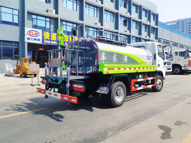 高端5方东风F6福瑞卡绿化洒水车厂家报价