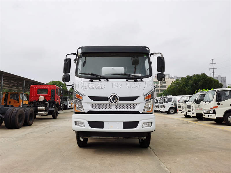 程力13方东风专底D1绿化洒水车厂家价格