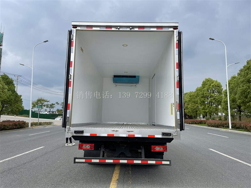 福田欧马可S3排半5米1冷藏车价格配置