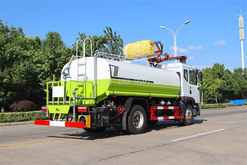 14方东风D9多利卡隧道清洗洒水车厂家价格