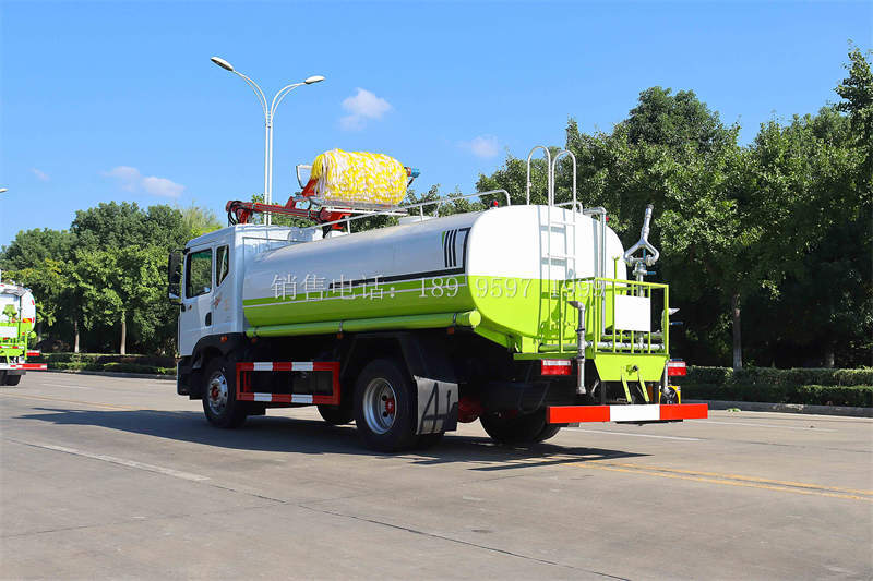 14方东风D9多利卡隧道清洗洒水车厂家价格