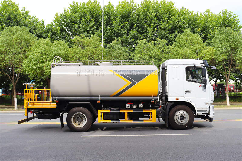 12方东风华神F5环卫绿化洒水车厂家价格