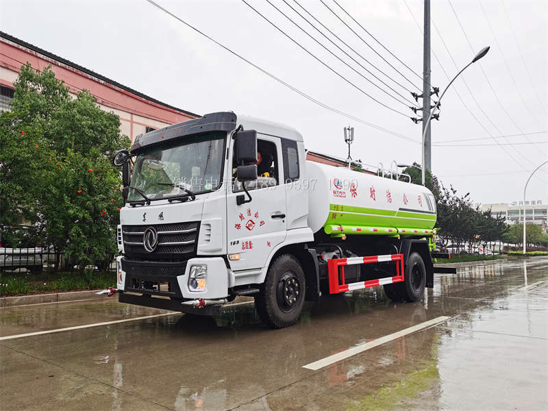 12方东风商用绿化喷洒水车厂家价格