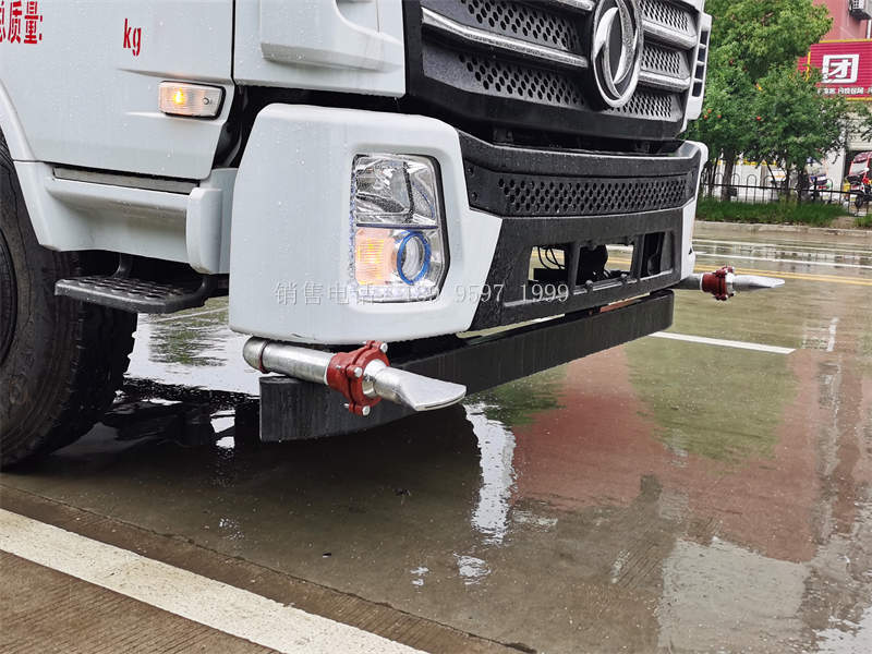 12方东风商用绿化喷洒水车厂家价格