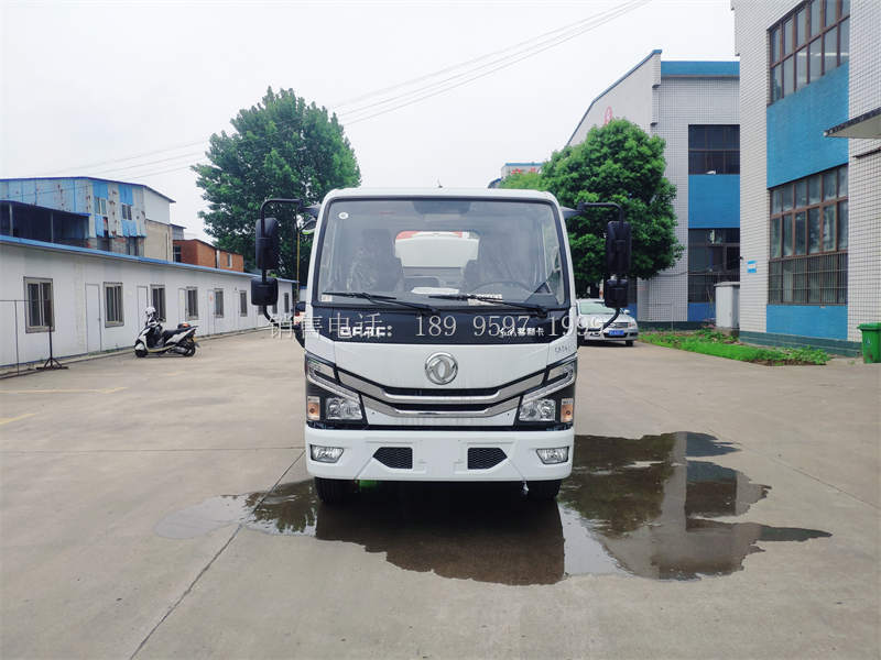5方东风多利卡降尘洒水车