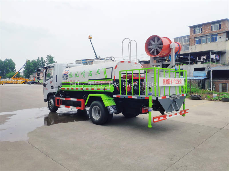 5方东风多利卡降尘洒水车