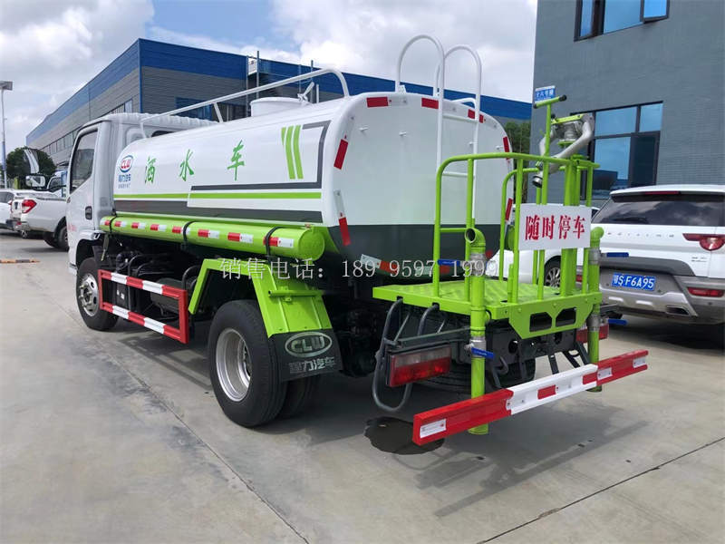 5方东风福瑞卡洒水车