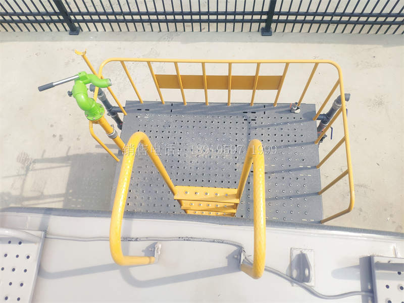 14方东风多利卡D9雾炮降尘洒水车