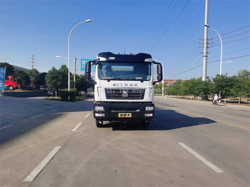 13.6方重汽汕德卡抑尘洒水车价格