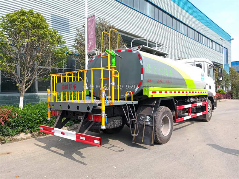 13.6方重汽汕德卡单桥洒水车价格