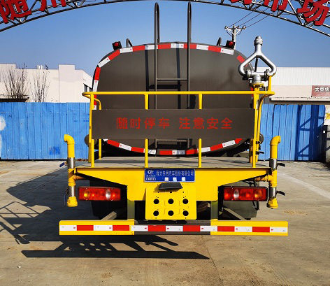 9.3方东风华神T1绿化洒水车厂家价格