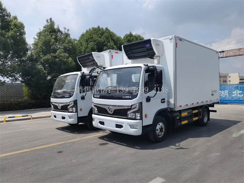 新款4米2东风福瑞卡新能源混动绿牌冷藏车价格