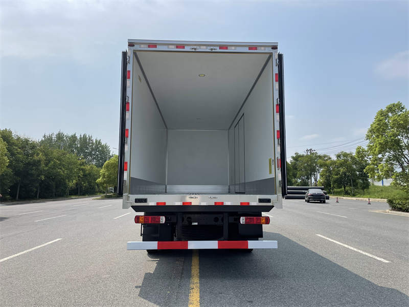 新款国六6米8解放JK6冷藏运输车价格