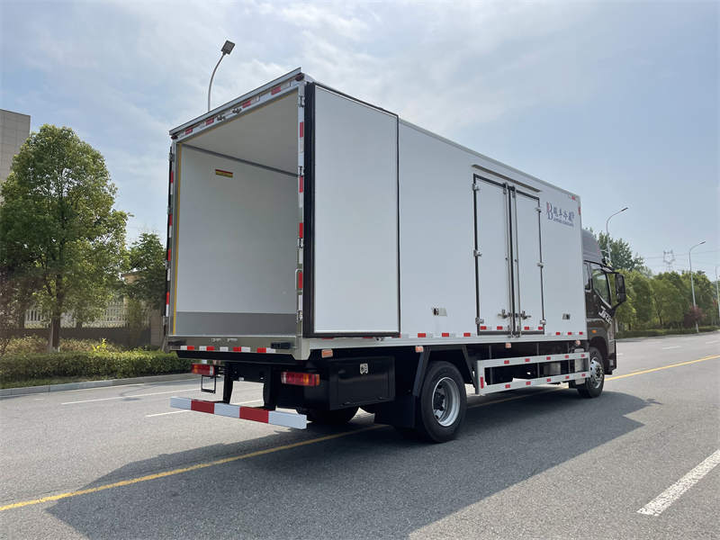 新款国六6米8解放JK6冷藏运输车价格