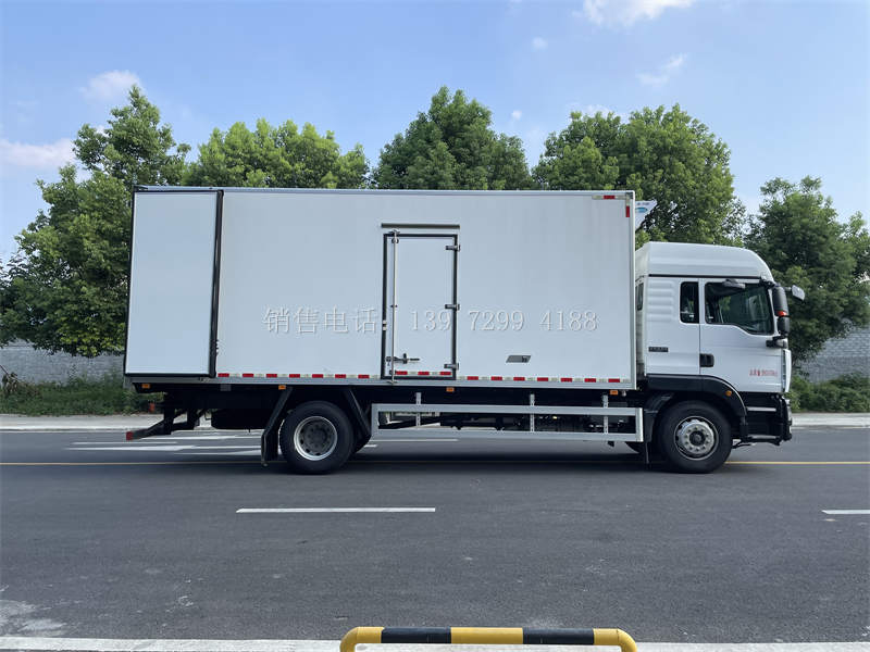 6.8米重汽汕德卡G5冷藏车落地多少钱?