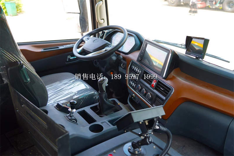 国六东风华神DV5多功能洗扫车价格