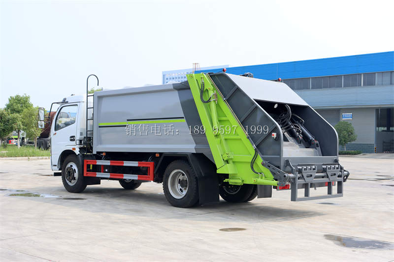 8方东风大福瑞卡F7压缩式垃圾车价格