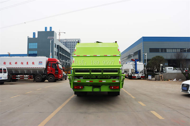 12方东风天锦压缩式垃圾车价格