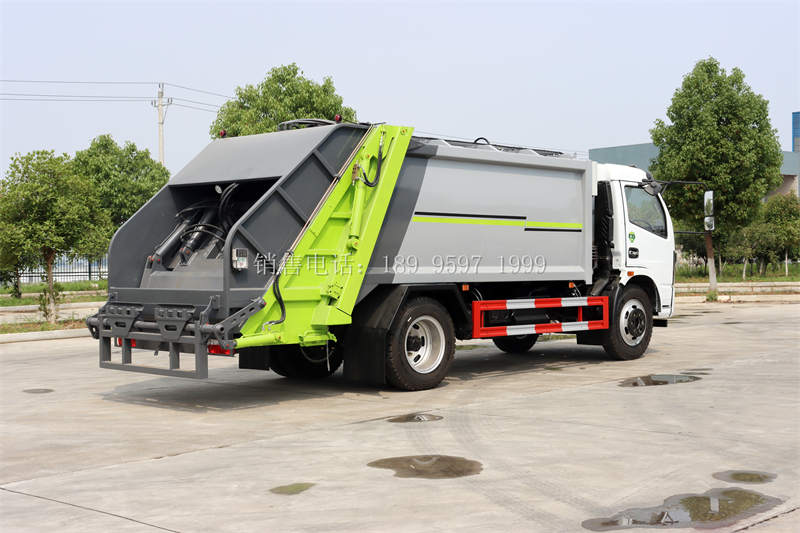 8方东风大福瑞卡F7压缩式垃圾车价格