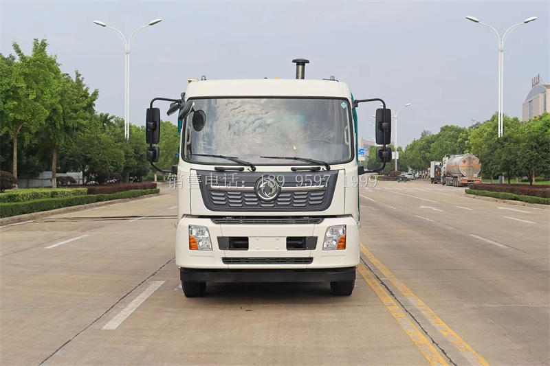 国六东风天锦VR吸尘车厂家价格