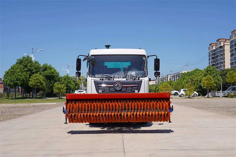 程力东风天锦VR除雪滚后置吸尘车厂家价格