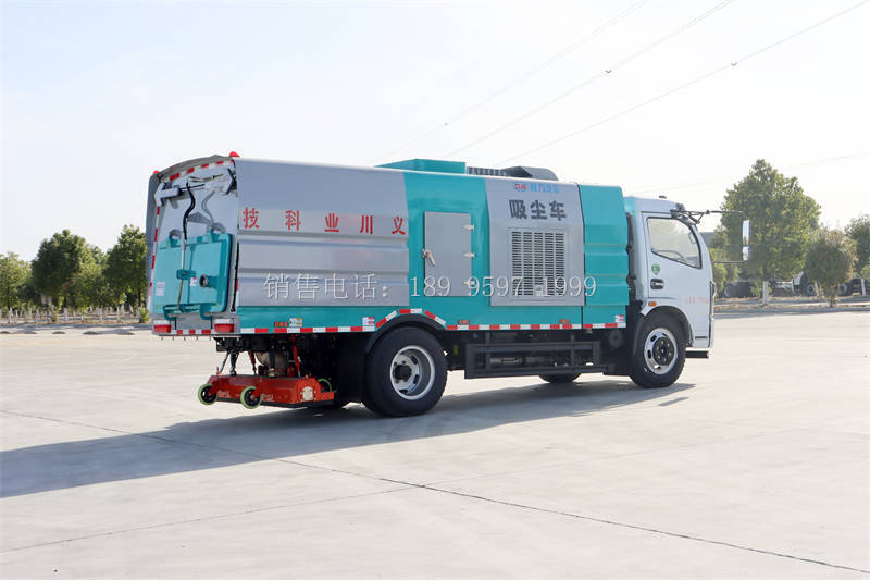 东风大福瑞卡F7后置吸尘车厂家价格