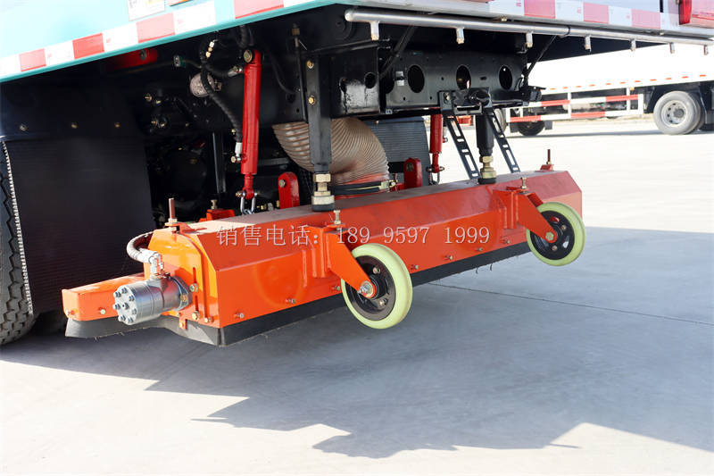 东风大福瑞卡F7后置吸尘车厂家价格