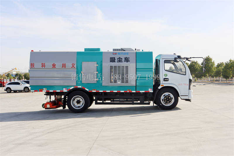 东风大福瑞卡F7后置吸尘车厂家价格