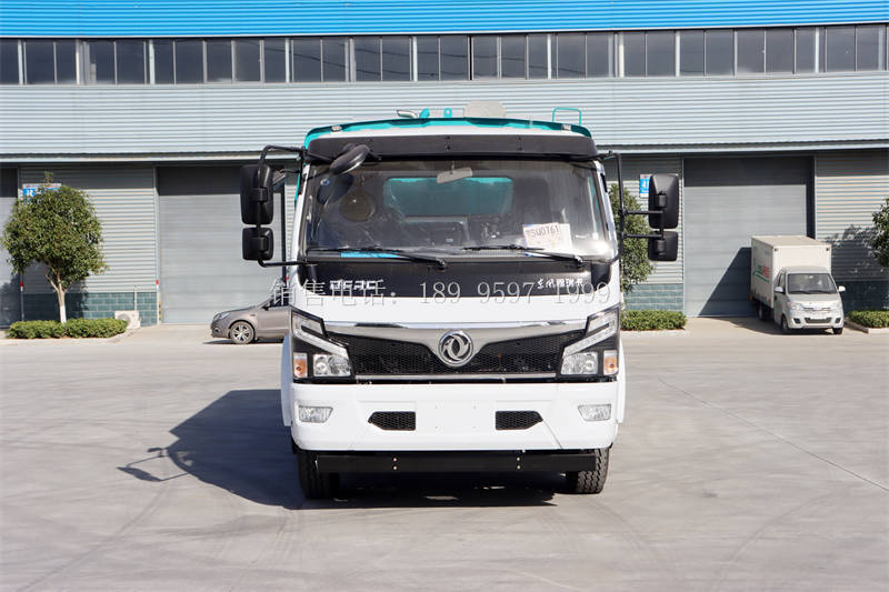 东风大福瑞卡F7后置吸尘车厂家价格