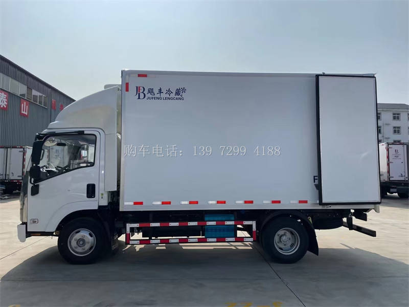 新款飓丰蓝牌4米2五十铃M100冷藏车