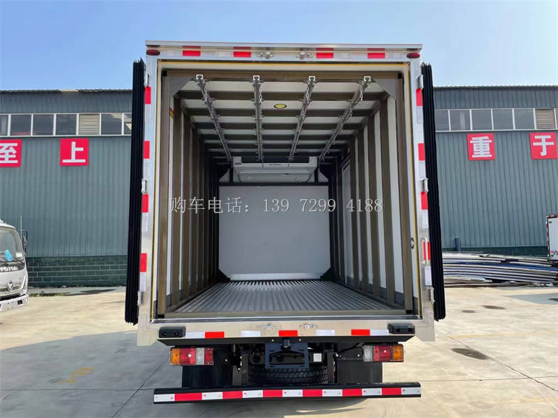 新款飓丰蓝牌4米2五十铃M100冷藏车