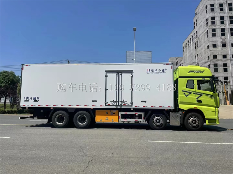 出口型8X4解放J7前四后八冷藏车厂家报价