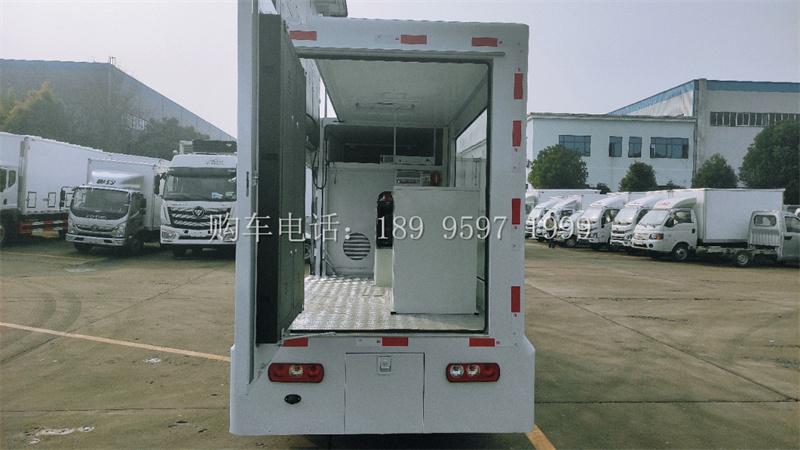 小型蓝牌跃进小福星S70LED广告宣传车厂家价格