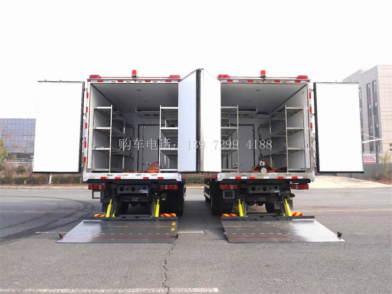 6米8重汽汕德卡G5M消防警用后勤保障冷藏车