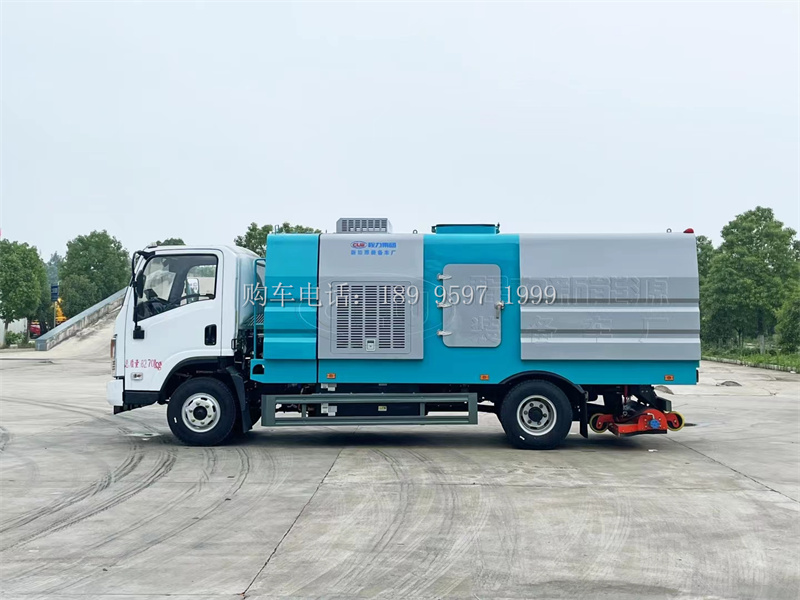 东风华神纯电动后置吸尘车生产厂家