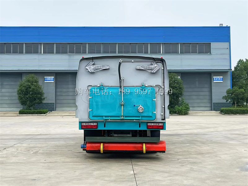 东风华神纯电动后置吸尘车生产厂家
