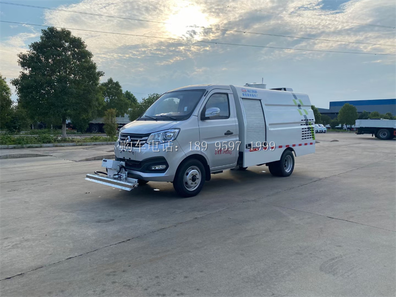 蓝牌2方长安路面清洗养护车厂家